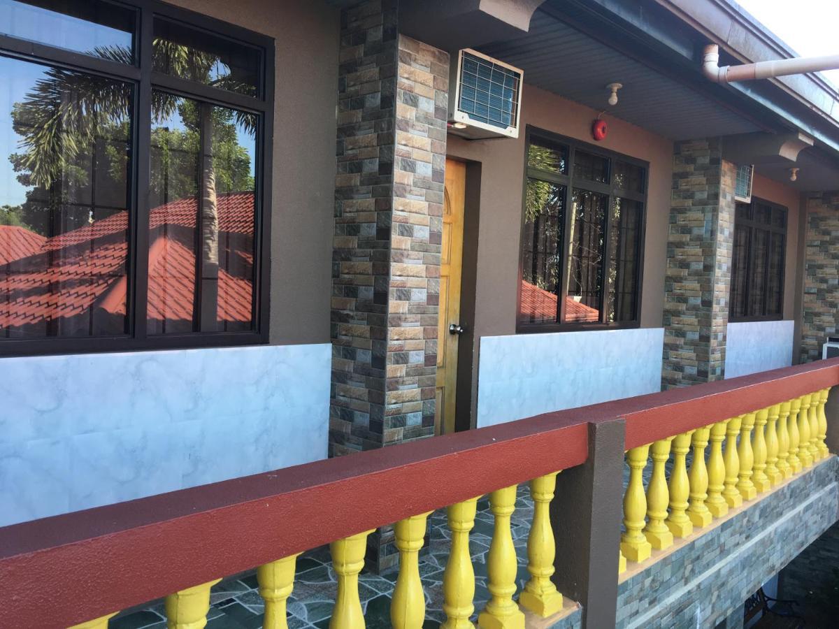 Hotel Casa Felipa Laoag Exterior foto